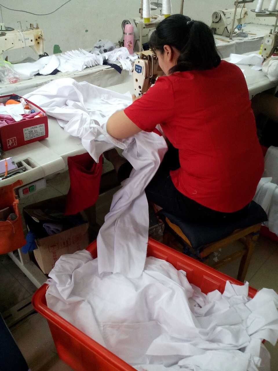 廠(chǎng)服工作服制作環(huán)節圖