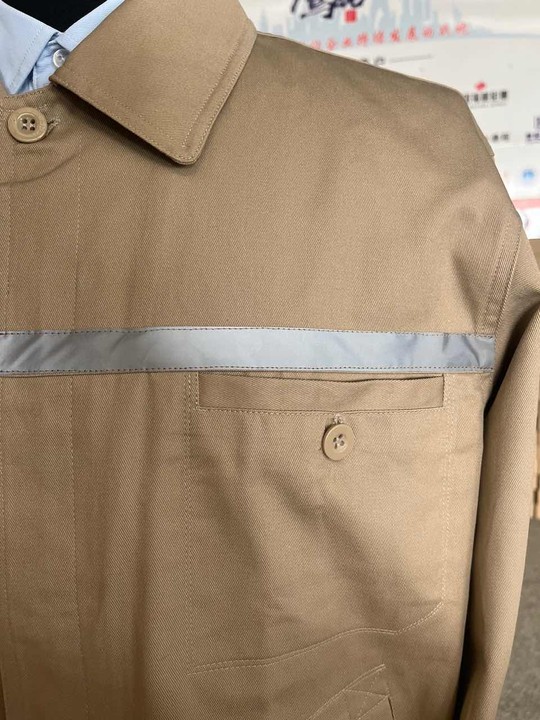 廈門(mén)科銳能源服務(wù)春秋長(cháng)袖工作服定制案例